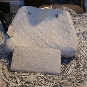 LV purse and wallet combo